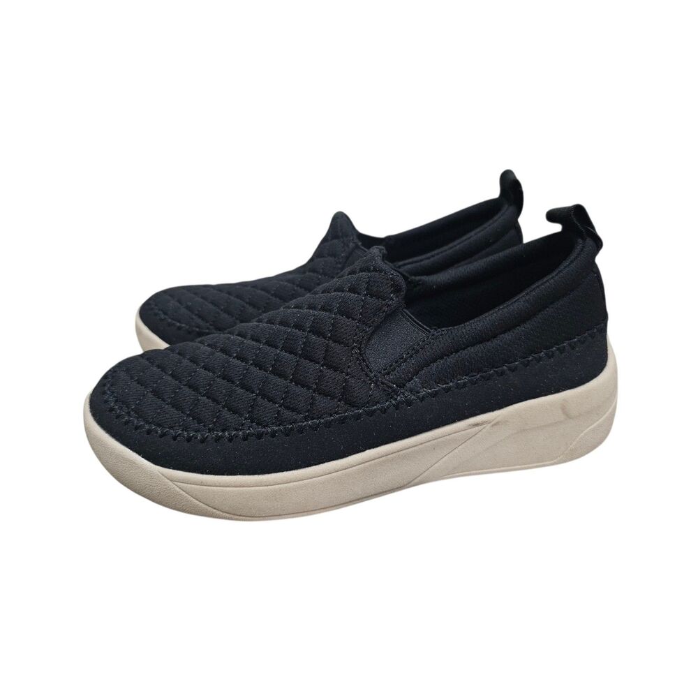 Staheekum Women's Slip On Quilted Shoe Black 7